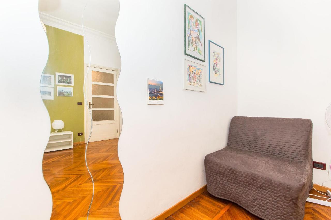 Apartamento Mercato Centrale Colorful Flat Turín Exterior foto